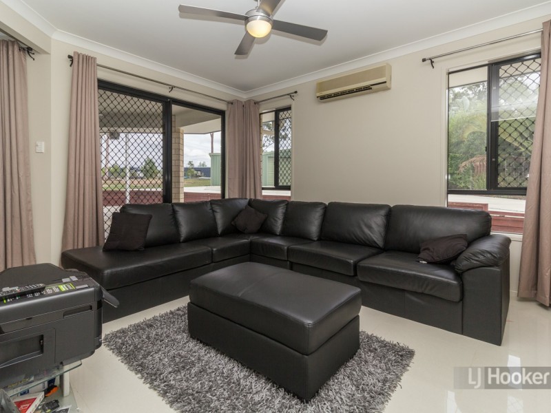 1 Quartz Close, Greenbank QLD 4124