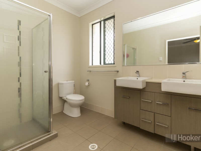 1 Quartz Close, Greenbank QLD 4124