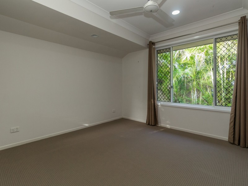 10 Serrata Circuit, Forest Lake QLD 4078