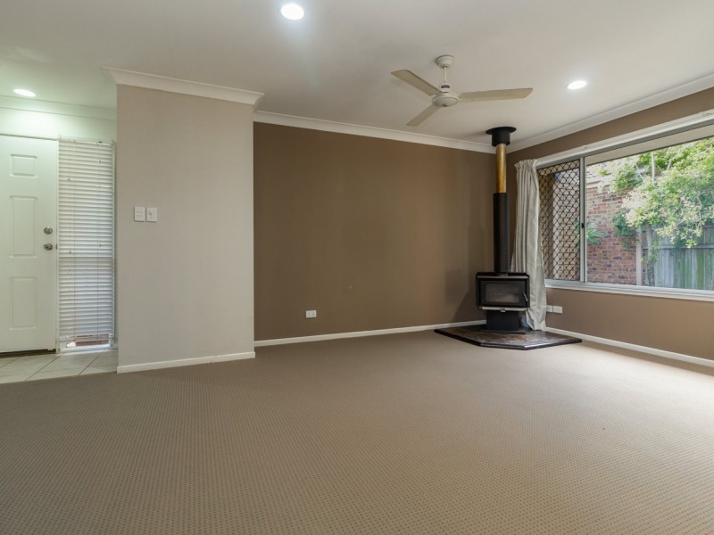 10 Serrata Circuit, Forest Lake QLD 4078