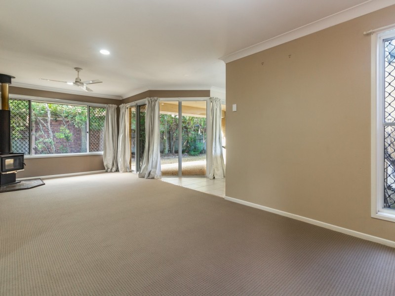 10 Serrata Circuit, Forest Lake QLD 4078