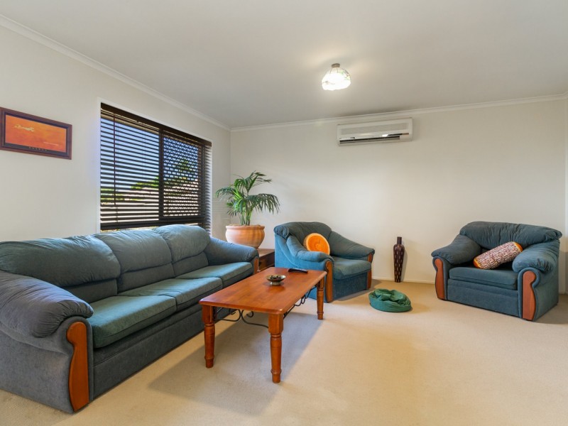 11 Front Court, Marsden QLD 4132