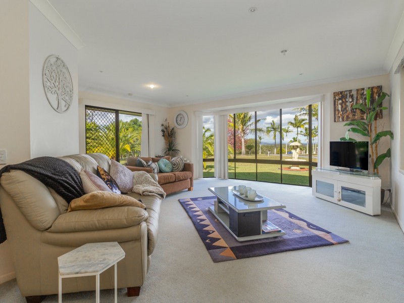 142 Talinga Drive, Park Ridge QLD 4125