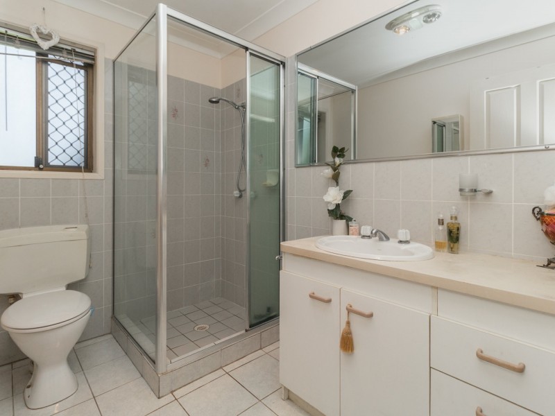 142 Talinga Drive, Park Ridge QLD 4125