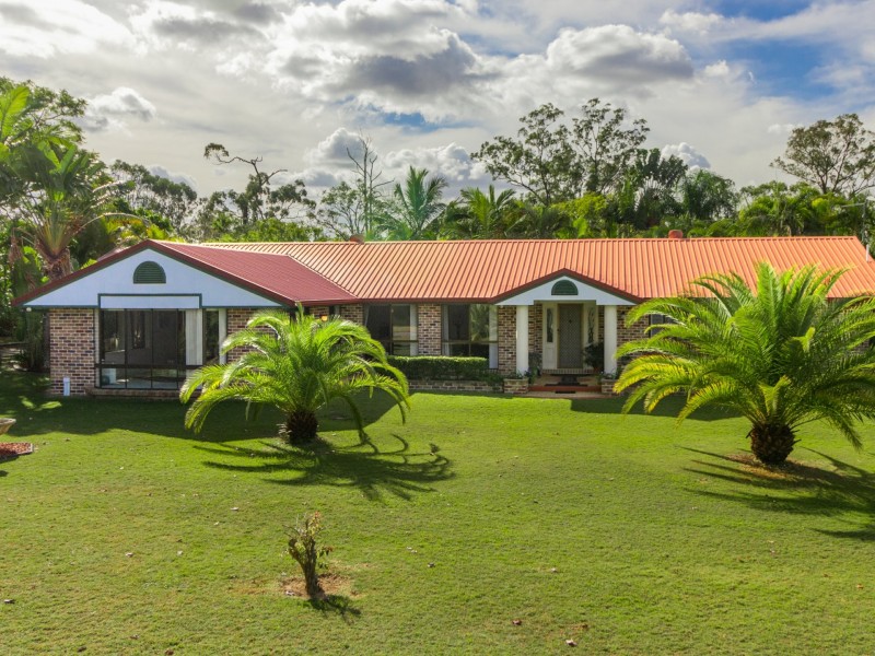 142 Talinga Drive, Park Ridge QLD 4125