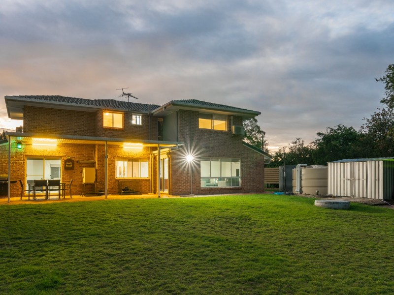 88-90 Merluna Road, Park Ridge South QLD 4125