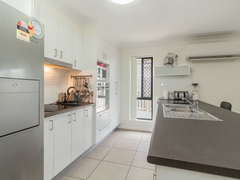 74A Redgum Drive, Regents Park QLD 4118