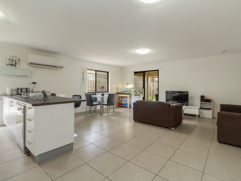 74A Redgum Drive, Regents Park QLD 4118