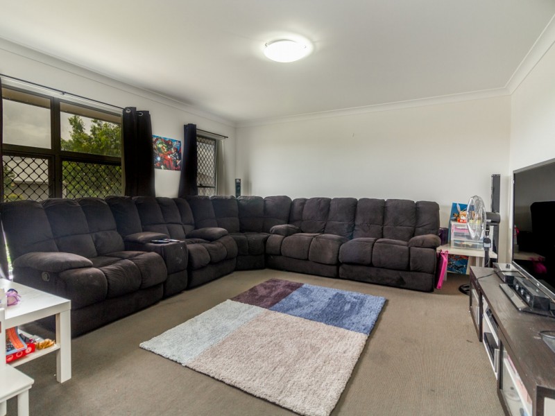 74A Redgum Drive, Regents Park QLD 4118