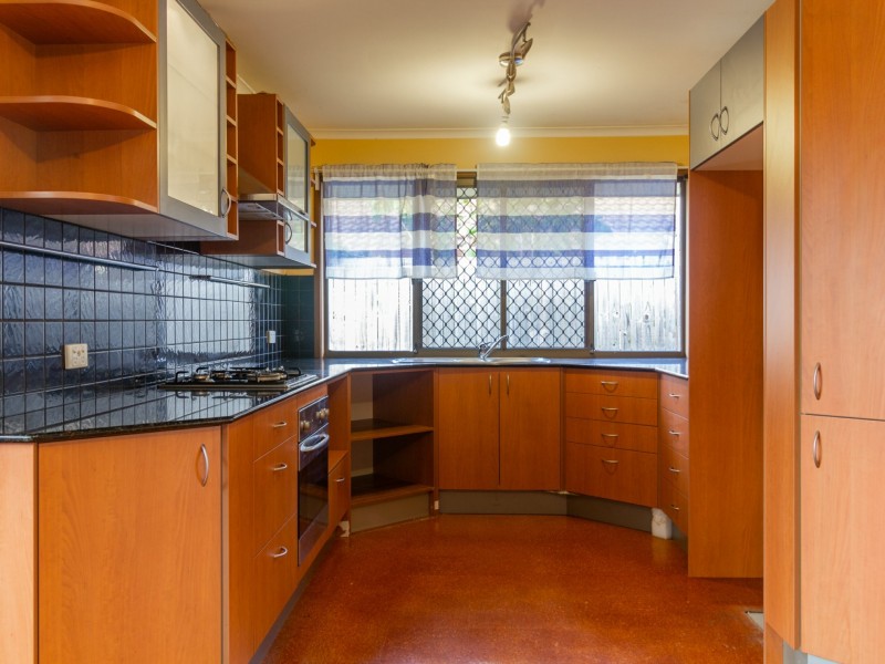 96 Estramina Road, Regents Park QLD 4118