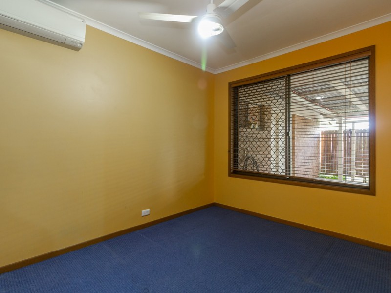 96 Estramina Road, Regents Park QLD 4118