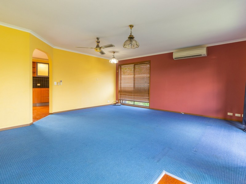 96 Estramina Road, Regents Park QLD 4118
