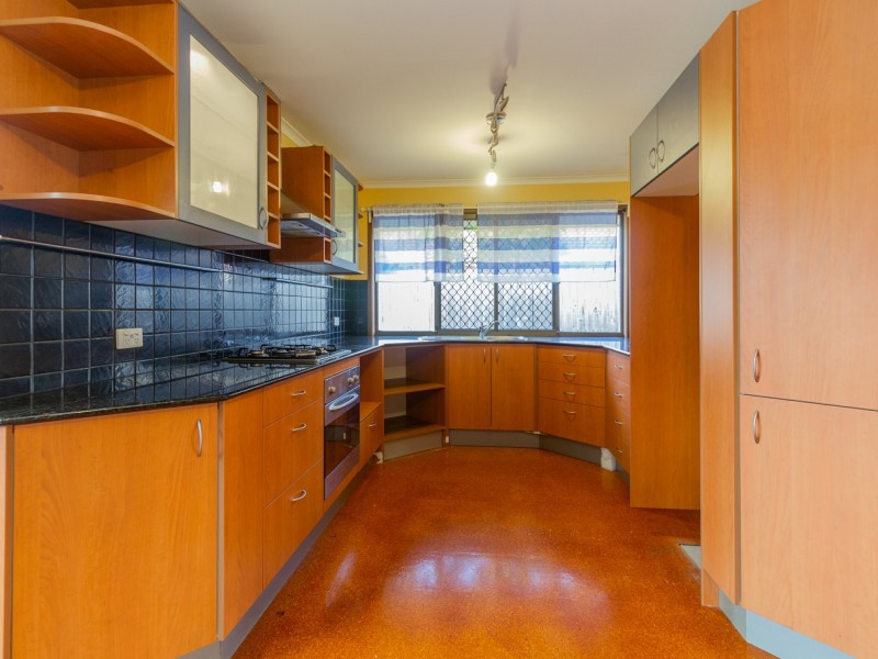 96 Estramina Road, Regents Park QLD 4118