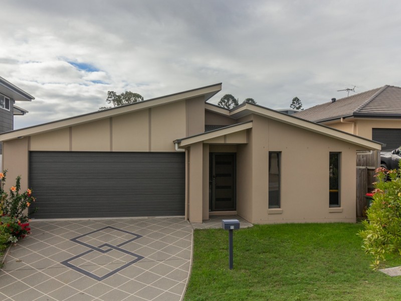 11 The Avenue, Heathwood QLD 4110