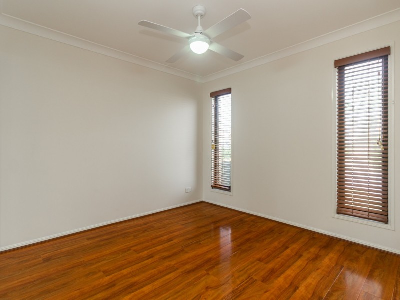 11 The Avenue, Heathwood QLD 4110