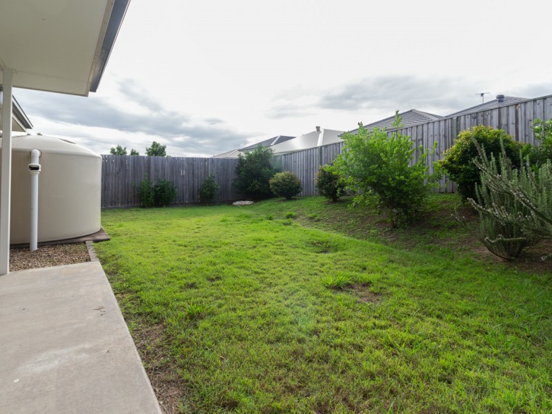 11 The Avenue, Heathwood QLD 4110