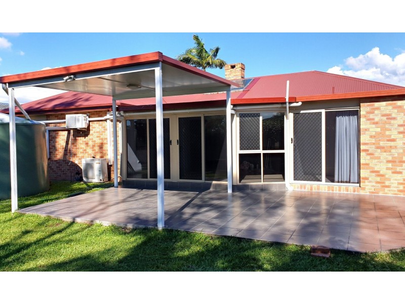 12 Edenlea Drive, Meadowbrook QLD 4131