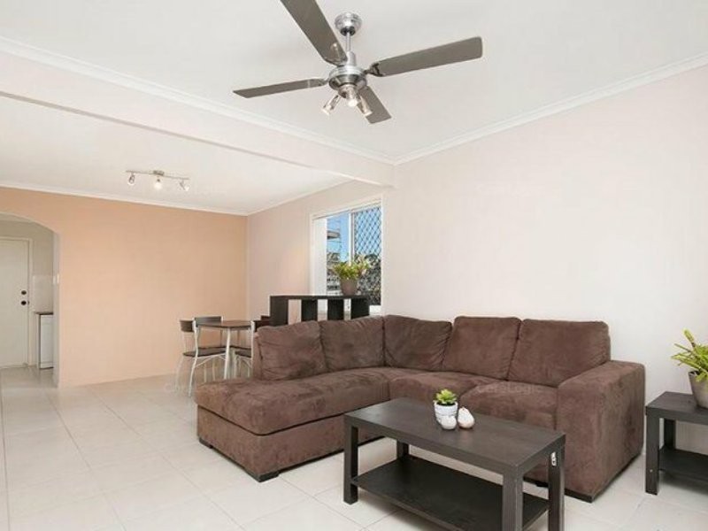 10/99 Barbaralla Drive, Springwood QLD 4127