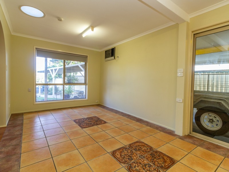 6 Olea Court, Crestmead QLD 4132