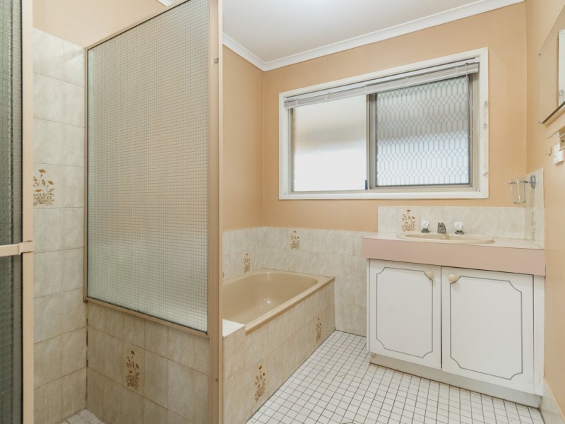 6 Olea Court, Crestmead QLD 4132