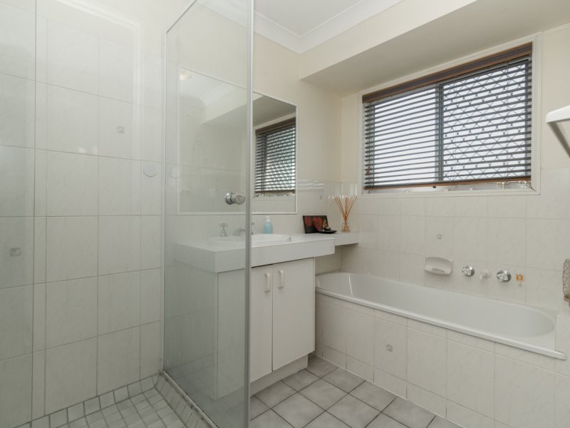 17 Network Drive, Boronia Heights QLD 4124