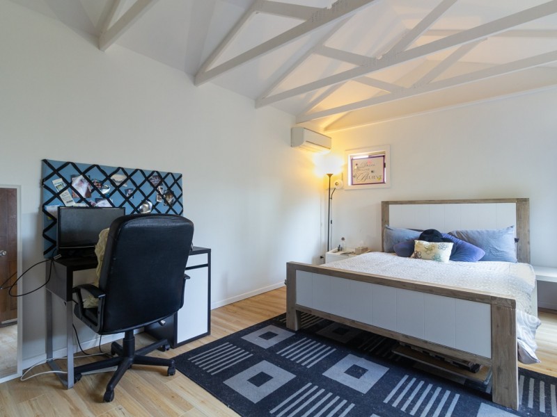 2 Cambridge Crescent, Forest Lake QLD 4078