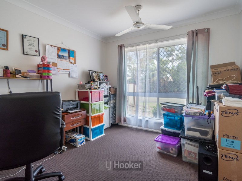 4 Bron Court, Loganlea QLD 4131