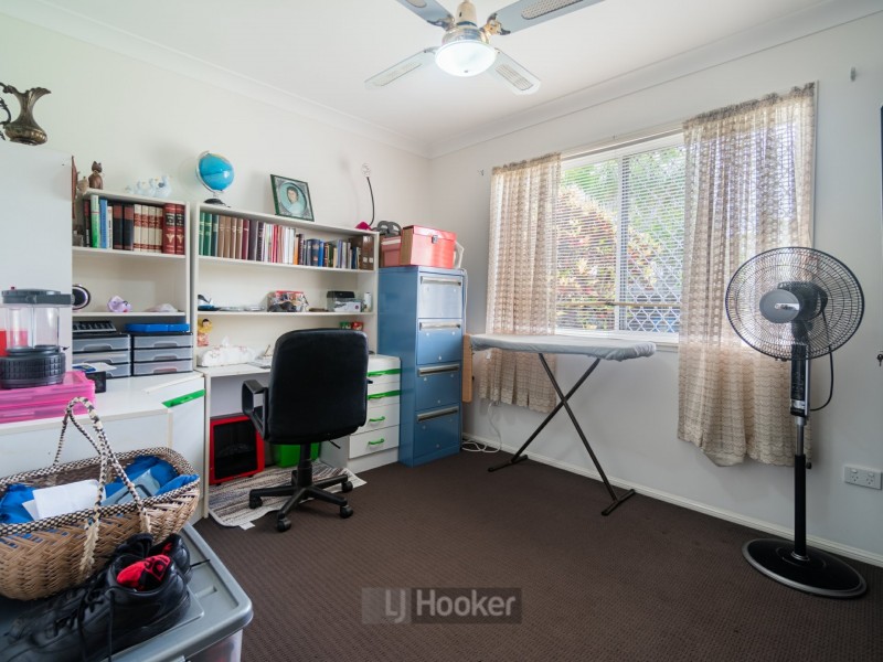 4 Bron Court, Loganlea QLD 4131