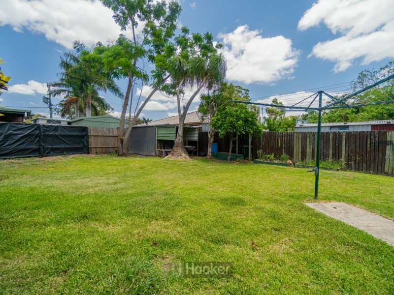 4 Bron Court, Loganlea QLD 4131