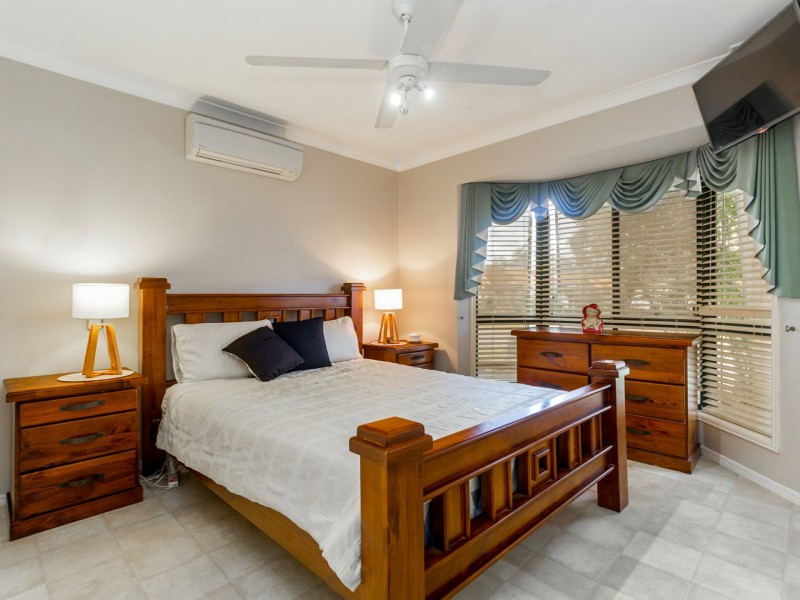 27 Lakeview Drive, Logan Reserve QLD 4133