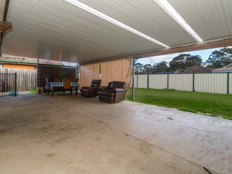27 Lakeview Drive, Logan Reserve QLD 4133