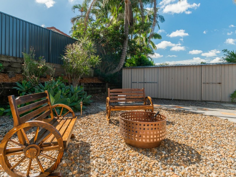52 Gordonia Drive, Regents Park QLD 4118