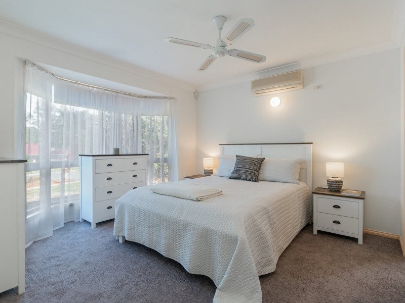 52 Gordonia Drive, Regents Park QLD 4118