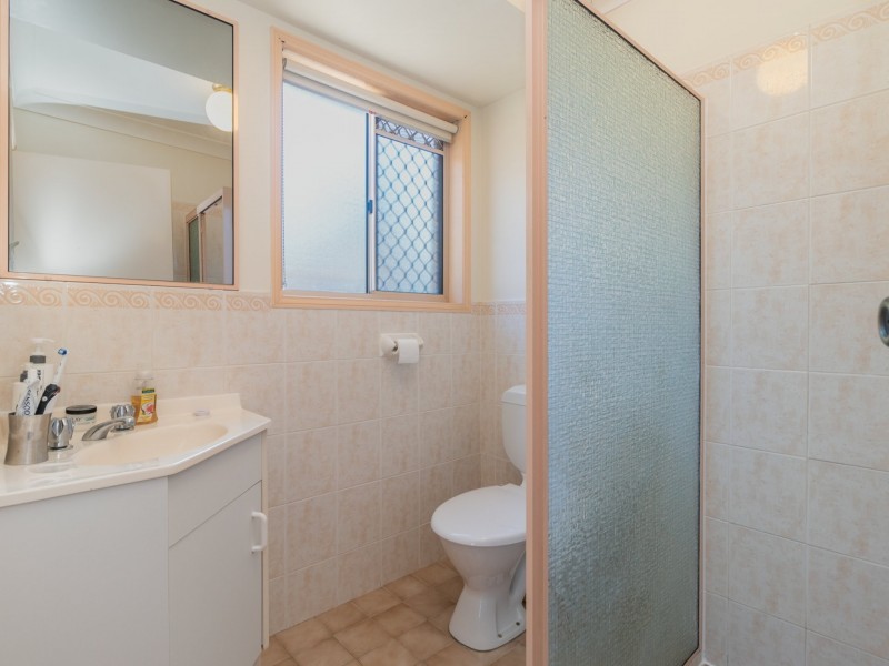 52 Gordonia Drive, Regents Park QLD 4118
