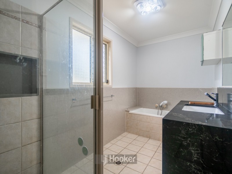 302 Middle Road, Boronia Heights QLD 4124