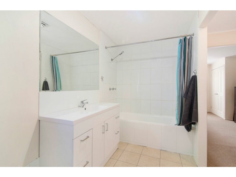 36 Barakee Street, Crestmead QLD 4132