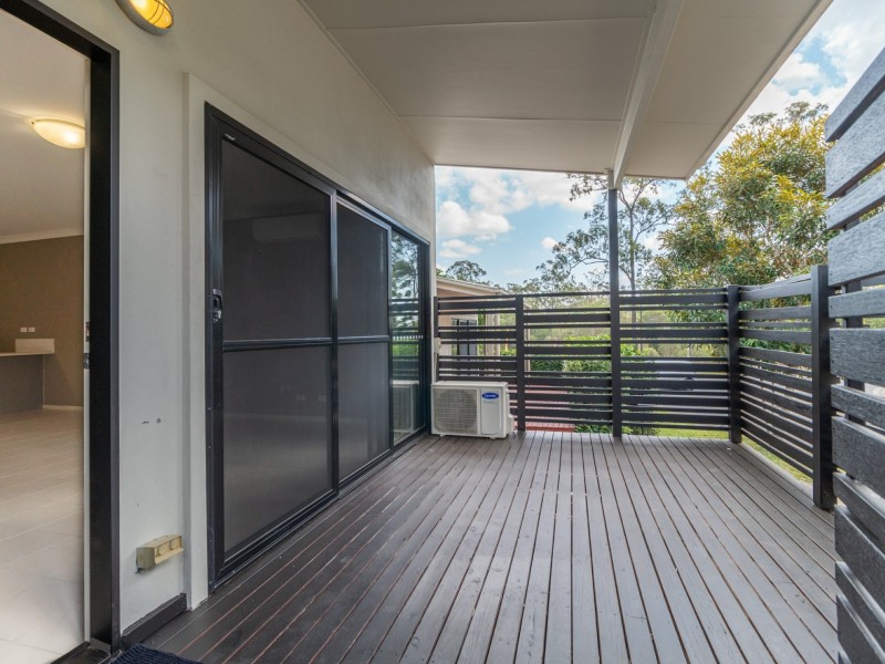 2/1 Carnarvon Crescent, Waterford QLD 4133