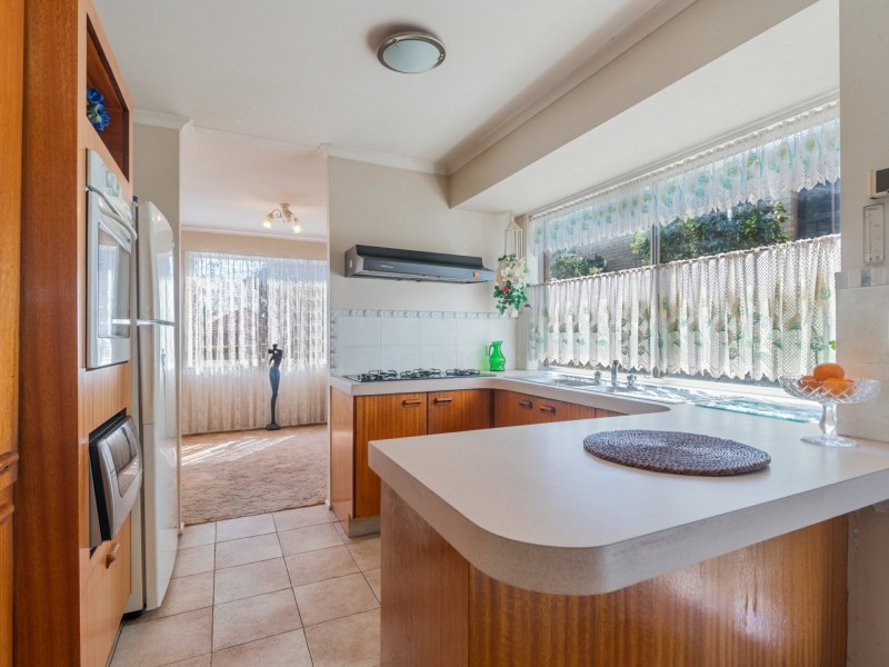 62 Crump Street, Holland Park West QLD 4121