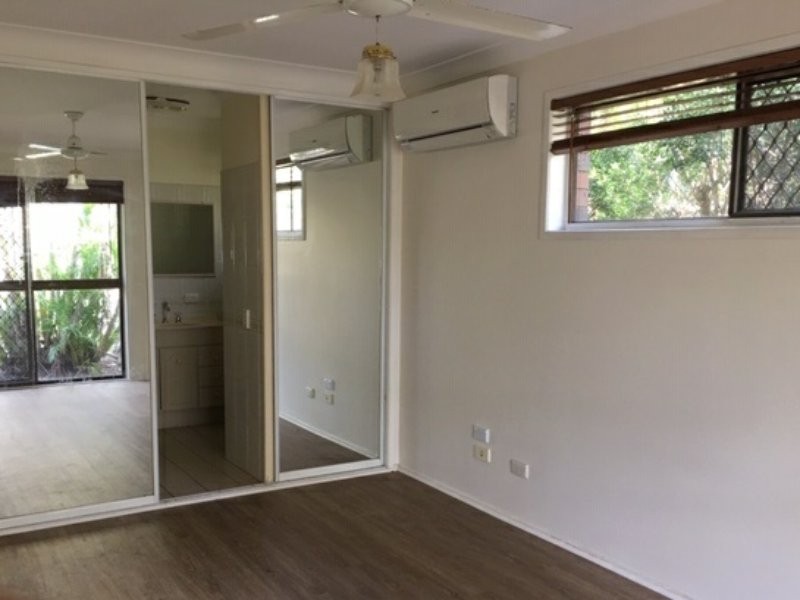 18 Hunter Road, Boronia Heights QLD 4124