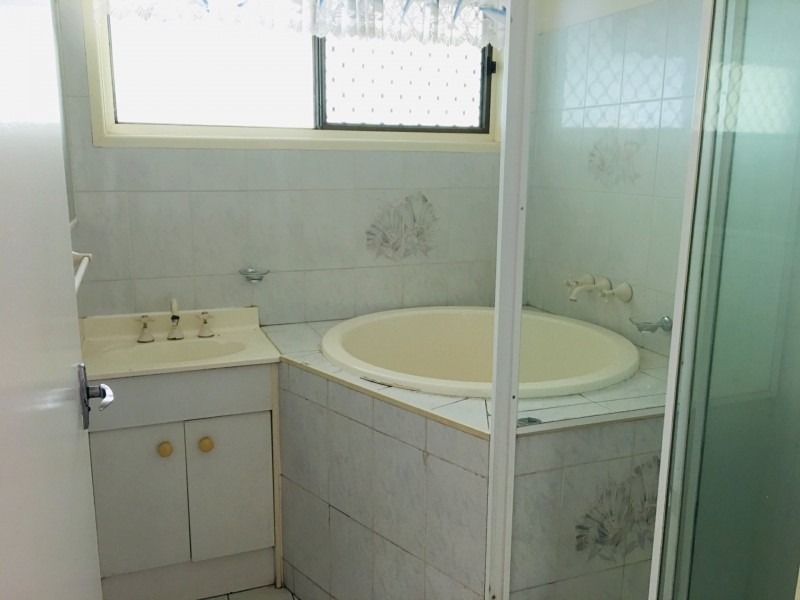 18 Hunter Road, Boronia Heights QLD 4124