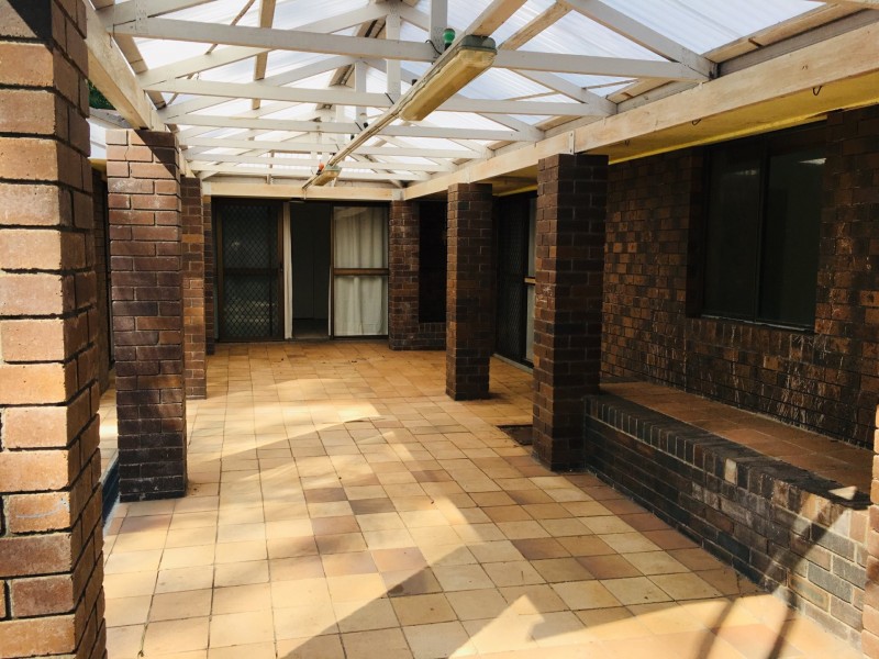 18 Hunter Road, Boronia Heights QLD 4124