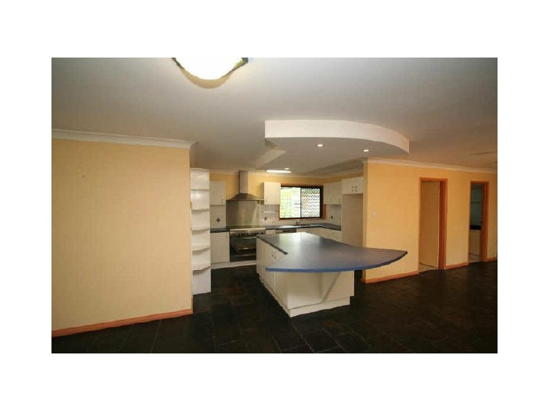 225 Forestdale Drive, Forestdale QLD 4118