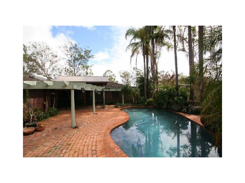 225 Forestdale Drive, Forestdale QLD 4118