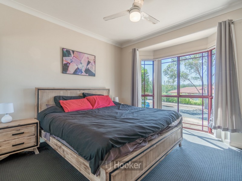 5 Mooloolah Court, Hillcrest QLD 4118