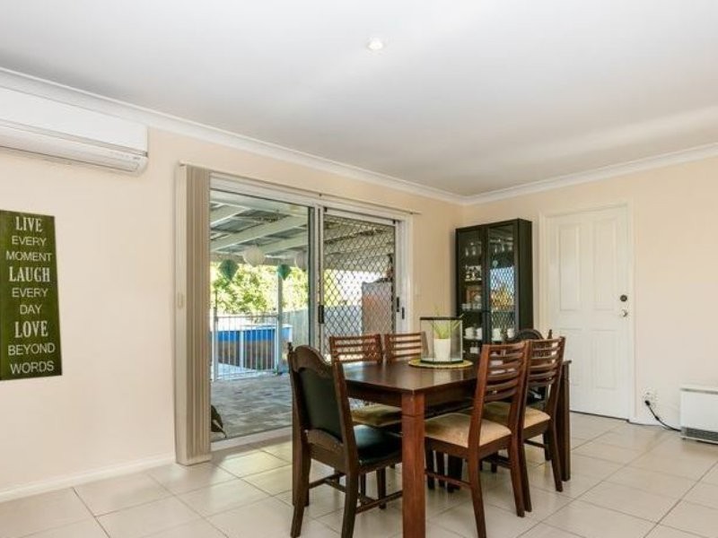 4 Gingko Crescent, Regents Park QLD 4118