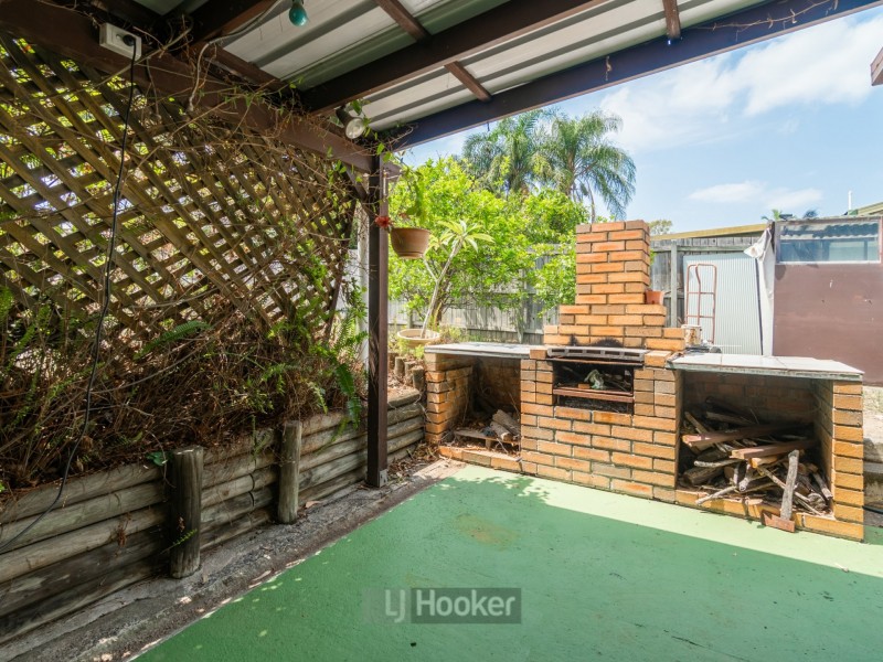 6 Tulong Street, Crestmead QLD 4132