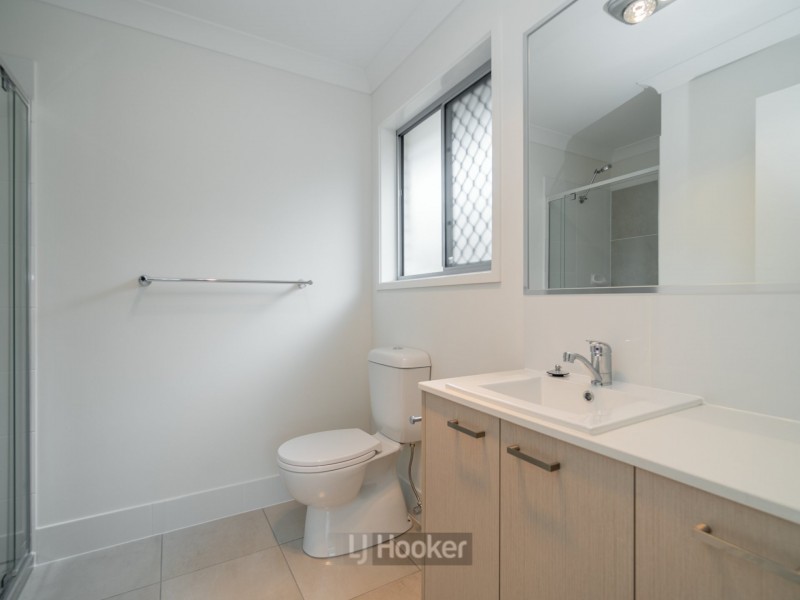 41A Bloomfield Avenue, Park Ridge QLD 4125