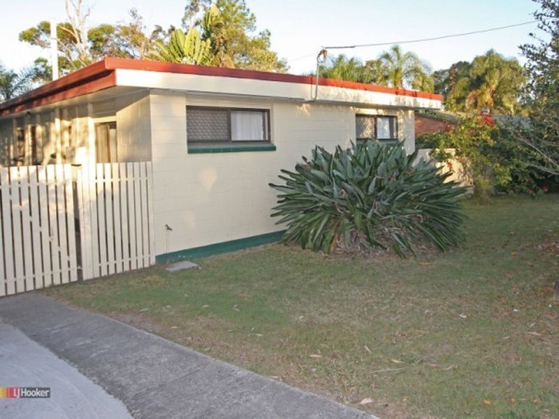 101 Conifer Street, Hillcrest QLD 4118