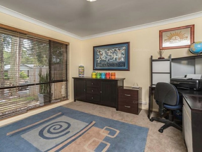 6 Cheltenham Place, Forest Lake QLD 4078