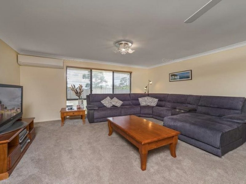 6 Cheltenham Place, Forest Lake QLD 4078